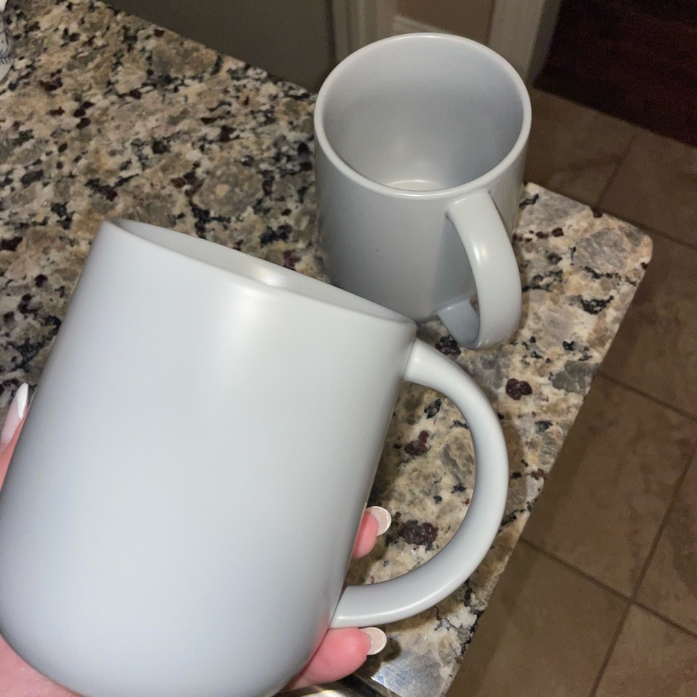 Elegant Gray Ceramic Mug Set